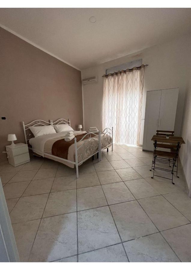 La Svolta Rooms Naples Exterior photo